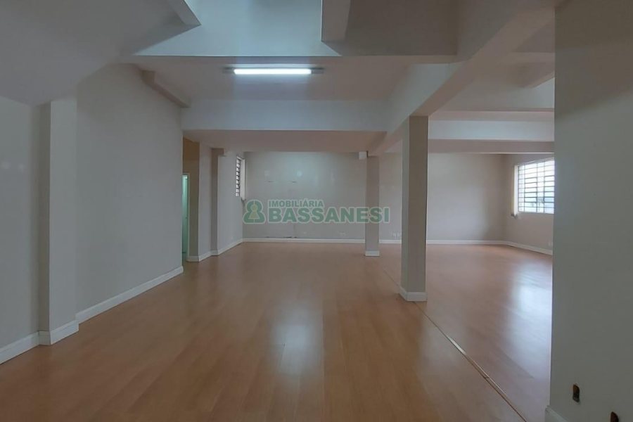 Loja com 192m², no bairro Centro em Caxias do Sul para Alugar