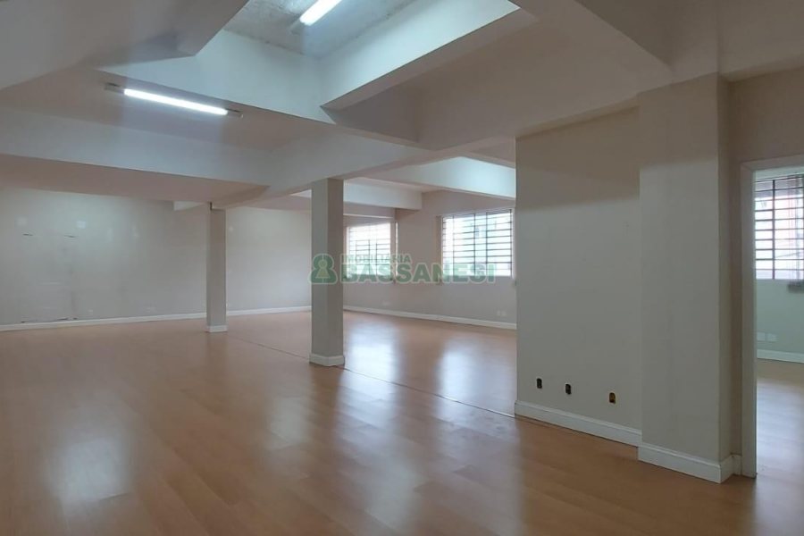 Loja com 192m², no bairro Centro em Caxias do Sul para Alugar