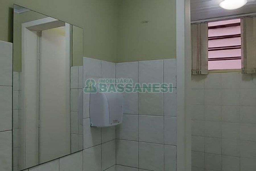 Loja com 192m², no bairro Centro em Caxias do Sul para Alugar