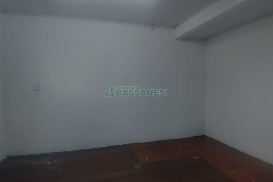 Loja com 200m², no bairro Centro em Caxias do Sul para Alugar