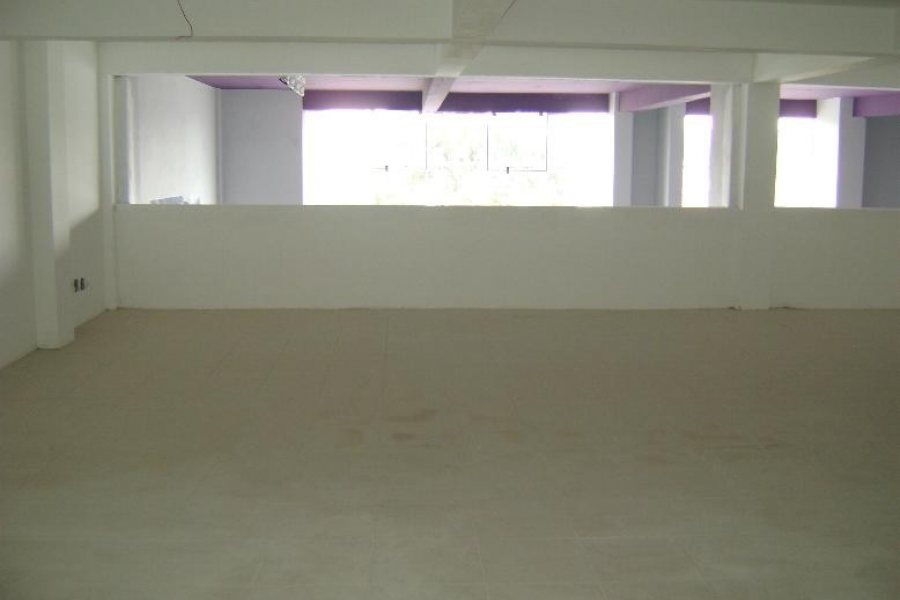 Loja com 519m², no bairro Villagio Iguatemi em Caxias do Sul para Alugar