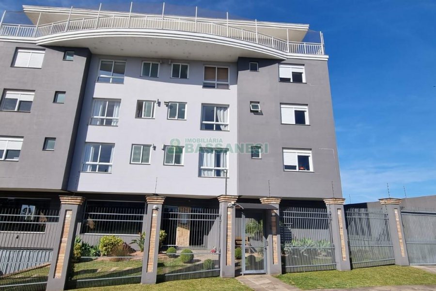 Apartamento com 78m², 2 dormitórios, 1 vaga, no bairro Sanvitto em Caxias do Sul para Comprar