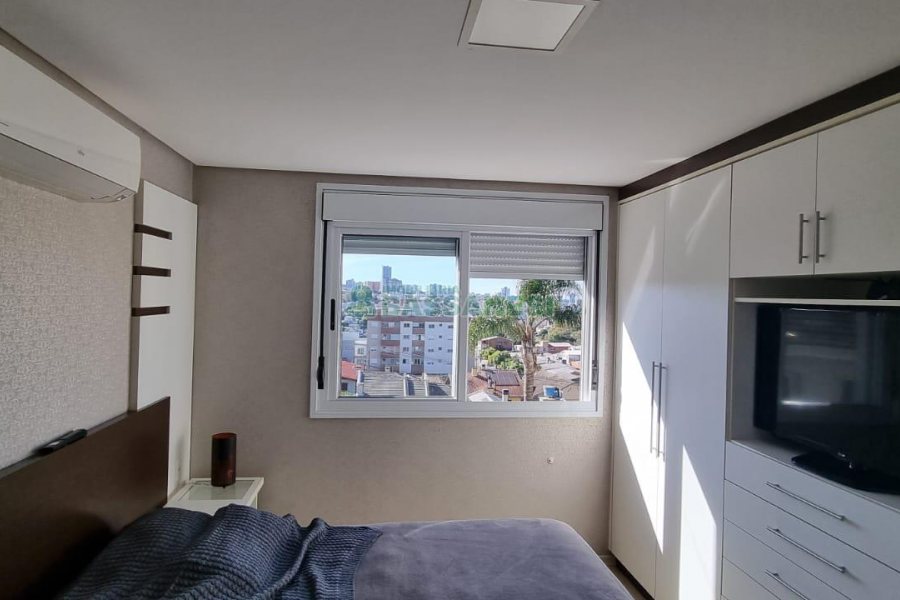 Apartamento com 78m², 2 dormitórios, 1 vaga, no bairro Sanvitto em Caxias do Sul para Comprar
