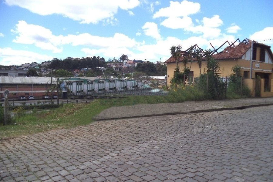 Terreno com 630m², no bairro São José em Caxias do Sul para Alugar