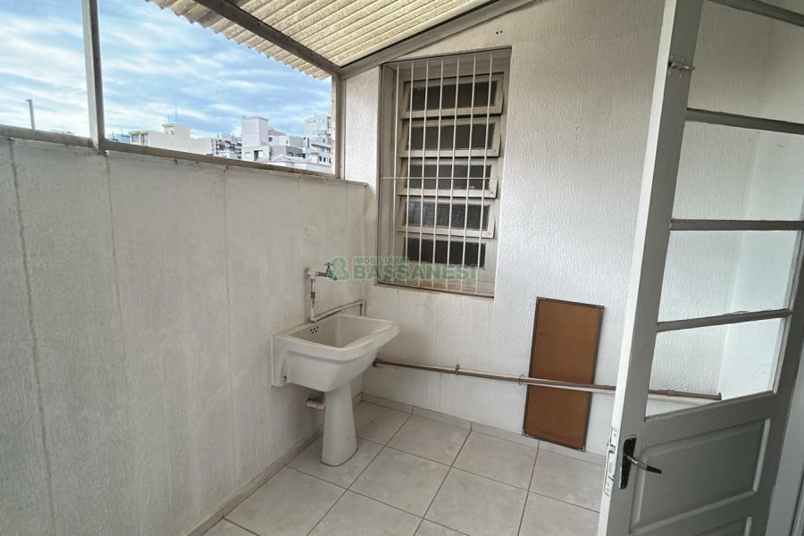 Sala com 85m², no bairro Centro em Caxias do Sul para Alugar