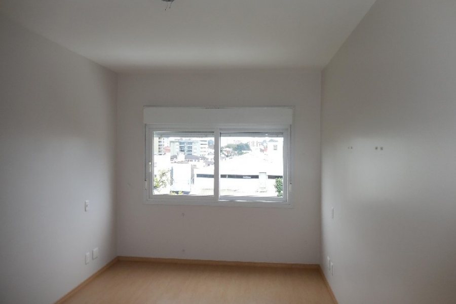 Apartamento com 103m², 2 dormitórios, 1 vaga, no bairro Centro em Caxias do Sul para Alugar