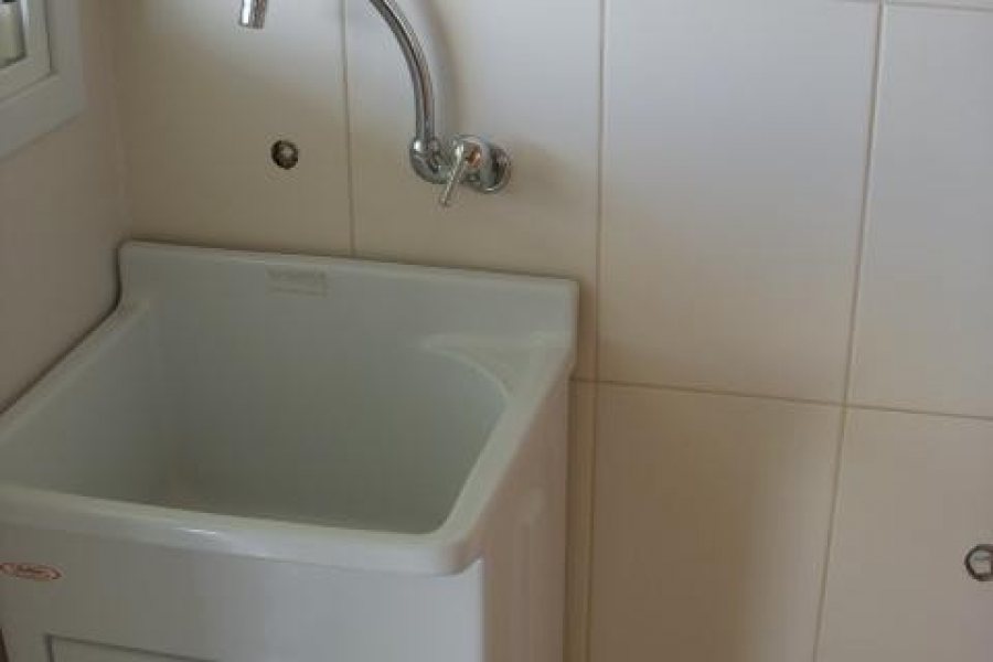 Apartamento com 103m², 2 dormitórios, 1 vaga, no bairro Centro em Caxias do Sul para Alugar