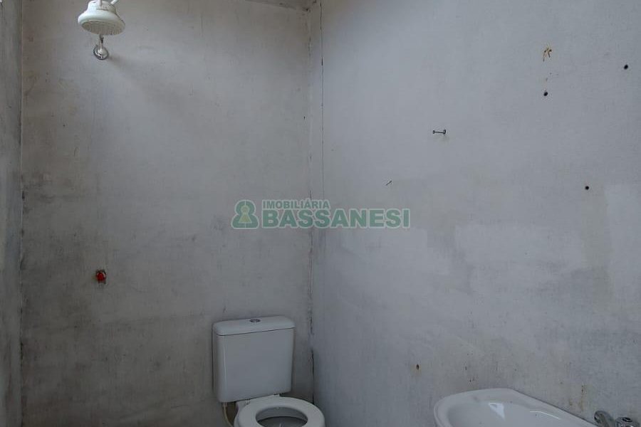 Loja com 285m², no bairro Universitário em Caxias do Sul para Alugar