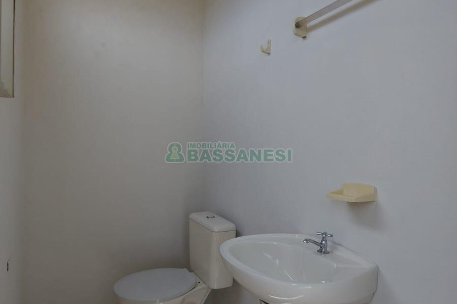 Loja com 285m², no bairro Universitário em Caxias do Sul para Alugar