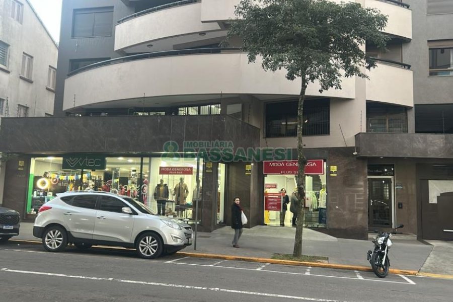 Loja com 240m², 1 vaga, no bairro Centro em Caxias do Sul para Alugar