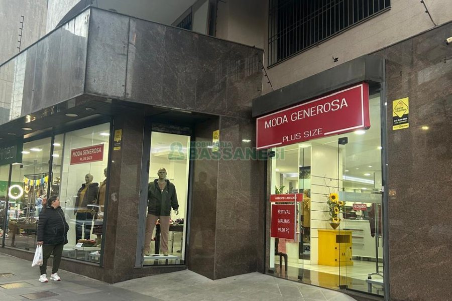 Loja com 240m², 1 vaga, no bairro Centro em Caxias do Sul para Alugar