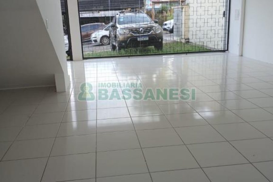 Loja com 380m², no bairro Santa Catarina em Caxias do Sul para Alugar