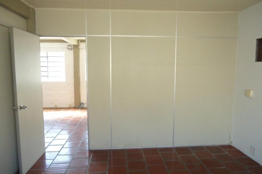 Pavilhão com 523m², no bairro São José em Caxias do Sul para Comprar