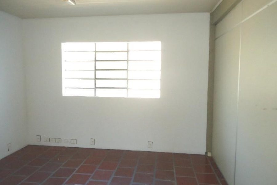 Pavilhão com 523m², no bairro São José em Caxias do Sul para Comprar