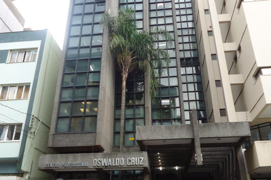 Sala com 65m², no bairro Centro em Caxias do Sul para Comprar