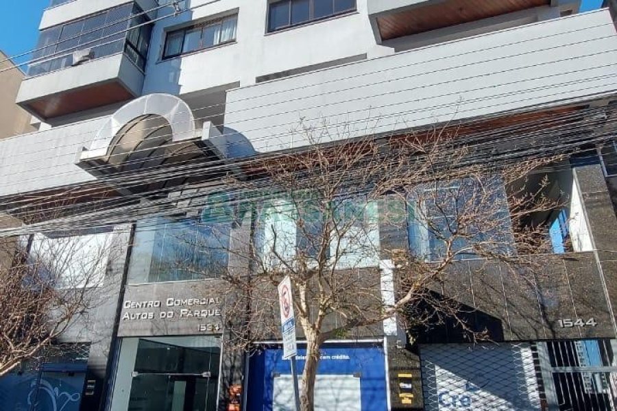 Sala com 45m², no bairro Centro em Caxias do Sul para Comprar