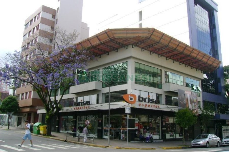 Sala Mobiliada com 172m², no bairro Centro em Caxias do Sul para Alugar