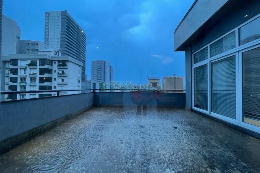 Sala Mobiliada com 172m², no bairro Centro em Caxias do Sul para Alugar