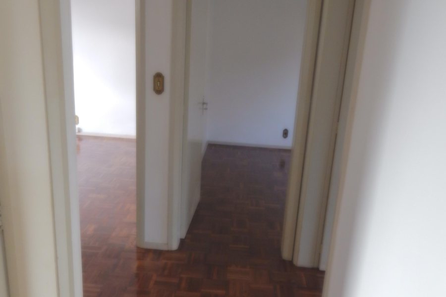 Apartamento com 100m², 3 dormitórios, 1 vaga, no bairro Pio X em Caxias do Sul para Comprar