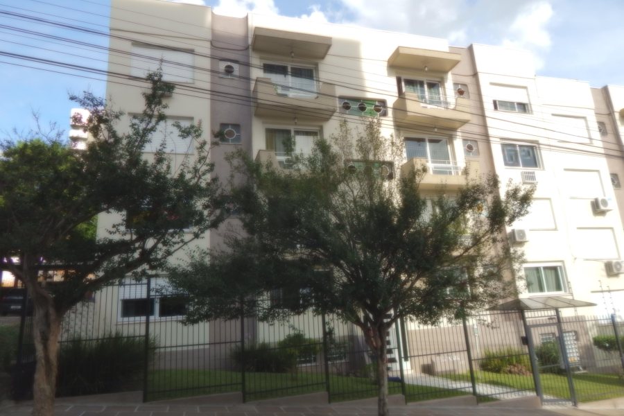 Apartamento com 100m², 3 dormitórios, 1 vaga, no bairro Pio X em Caxias do Sul para Comprar