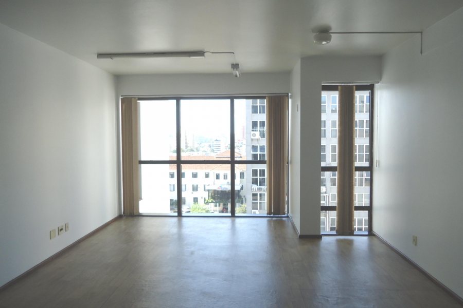Sala com 40m², no bairro Centro em Caxias do Sul para Alugar