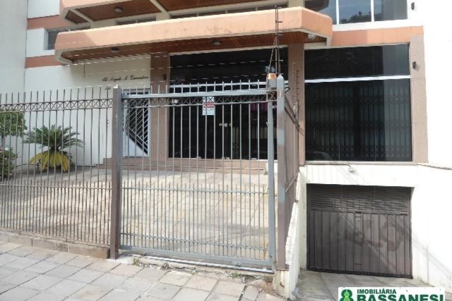 Loja com 179m², 3 vagas, no bairro Lourdes em Caxias do Sul para Alugar ou Comprar