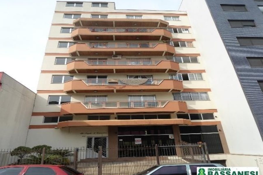 Loja com 179m², 3 vagas, no bairro Lourdes em Caxias do Sul para Alugar ou Comprar