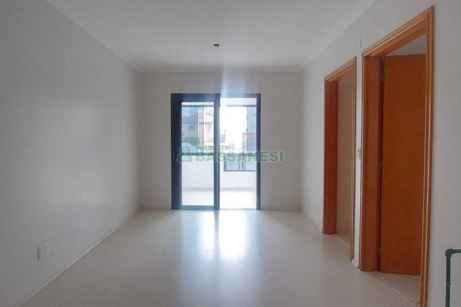Apartamento com 94m², 3 dormitórios, 2 vagas, no bairro Pio X em Caxias do Sul para Alugar