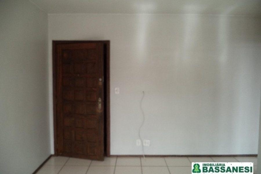 Apartamento com 102m², 3 dormitórios, 1 vaga, no bairro São José em Caxias do Sul para Comprar