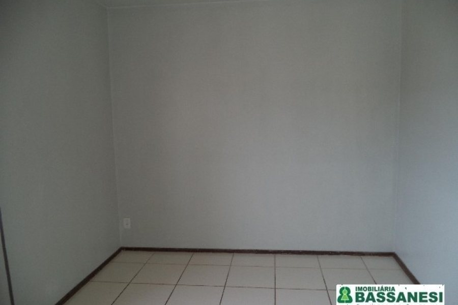 Apartamento com 102m², 3 dormitórios, 1 vaga, no bairro São José em Caxias do Sul para Comprar