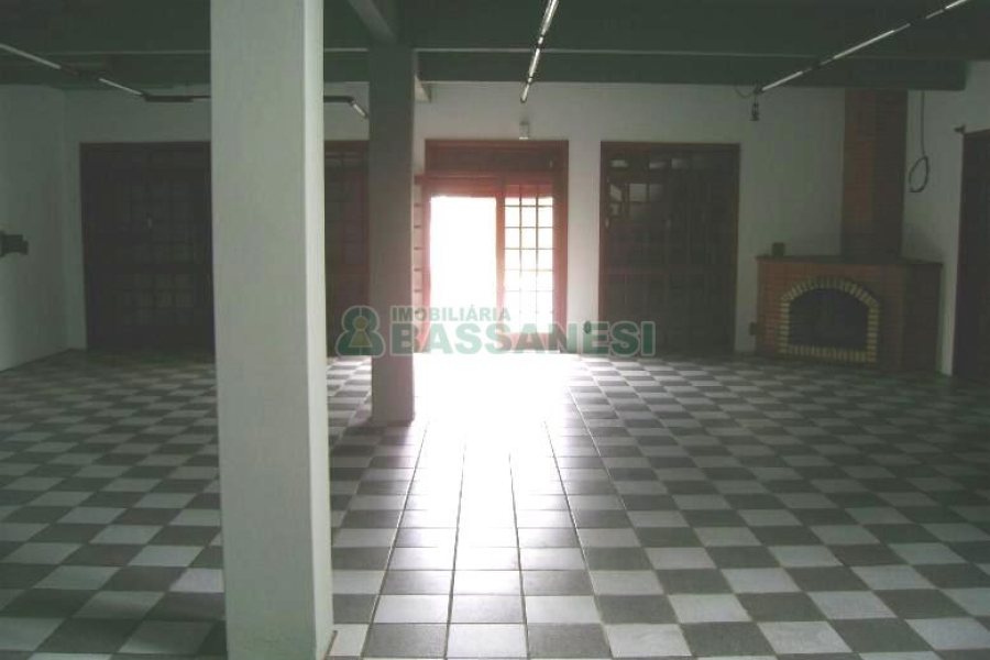 Loja com 380m², no bairro Santa Catarina em Caxias do Sul para Alugar