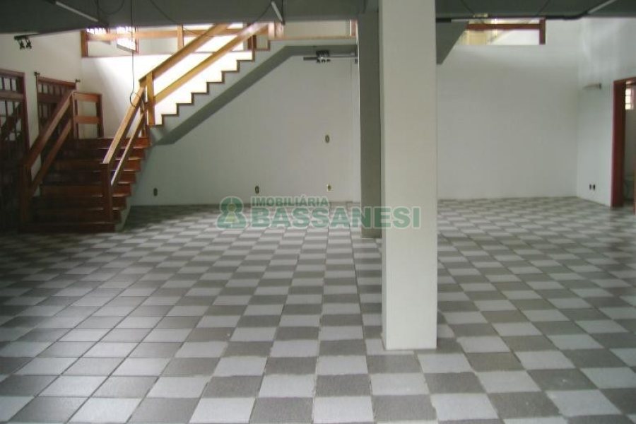 Loja com 380m², no bairro Santa Catarina em Caxias do Sul para Alugar