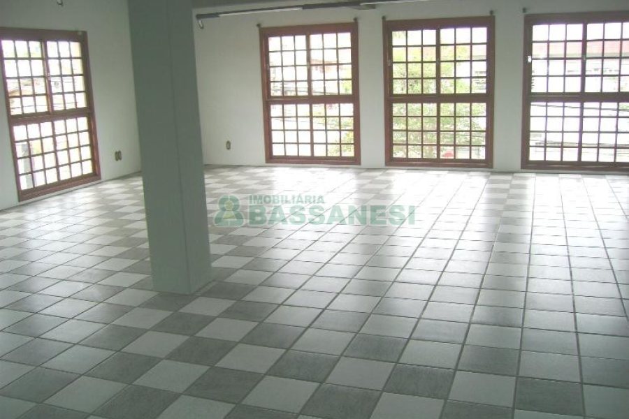 Loja com 380m², no bairro Santa Catarina em Caxias do Sul para Alugar