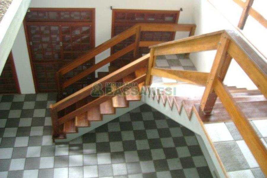 Loja com 380m², no bairro Santa Catarina em Caxias do Sul para Alugar