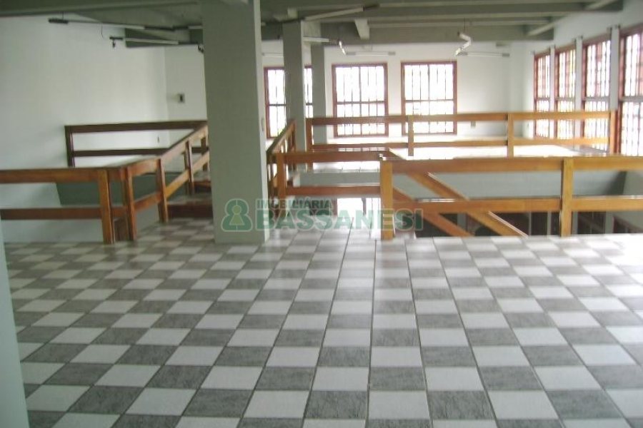 Loja com 380m², no bairro Santa Catarina em Caxias do Sul para Alugar