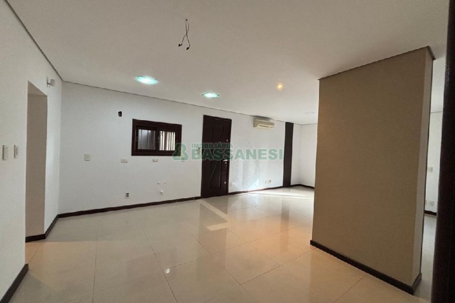 Loja com 78m², no bairro Centro em Caxias do Sul para Alugar