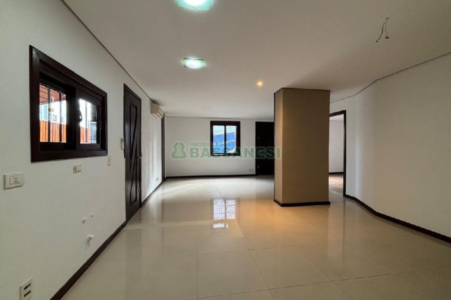 Loja com 78m², no bairro Centro em Caxias do Sul para Alugar