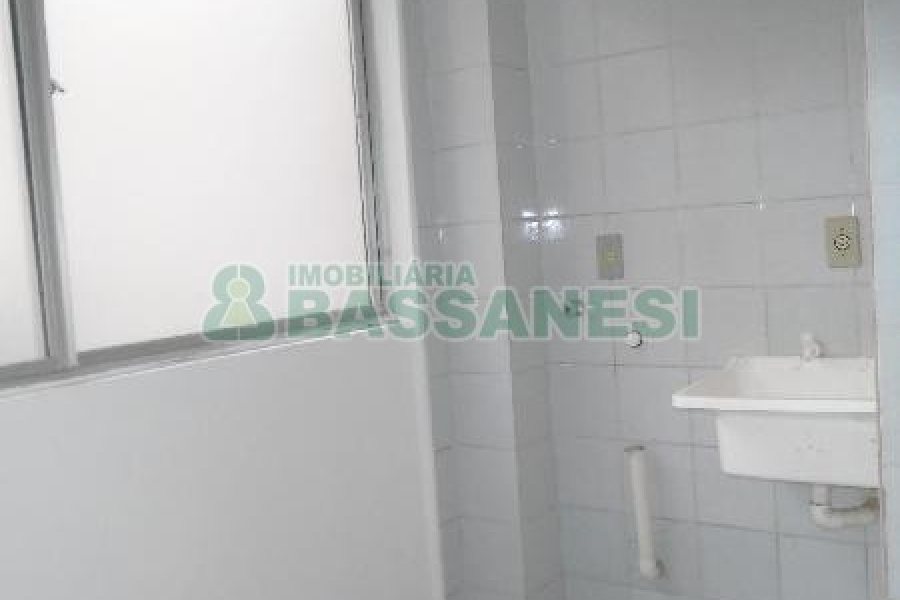 Apartamento com 68m², 1 dormitório, no bairro São Pelegrino em Caxias do Sul para Alugar