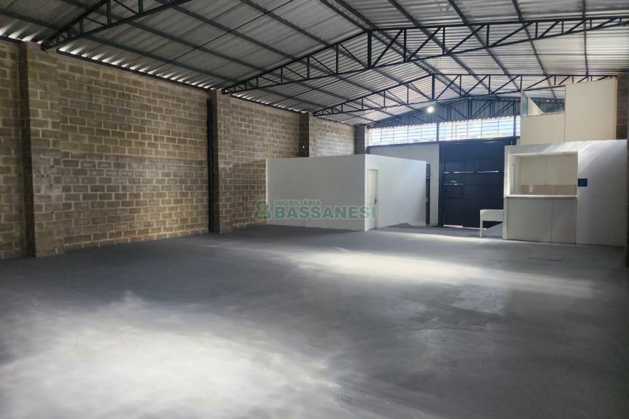 Loja com 280m², no bairro Centro em Caxias do Sul para Alugar