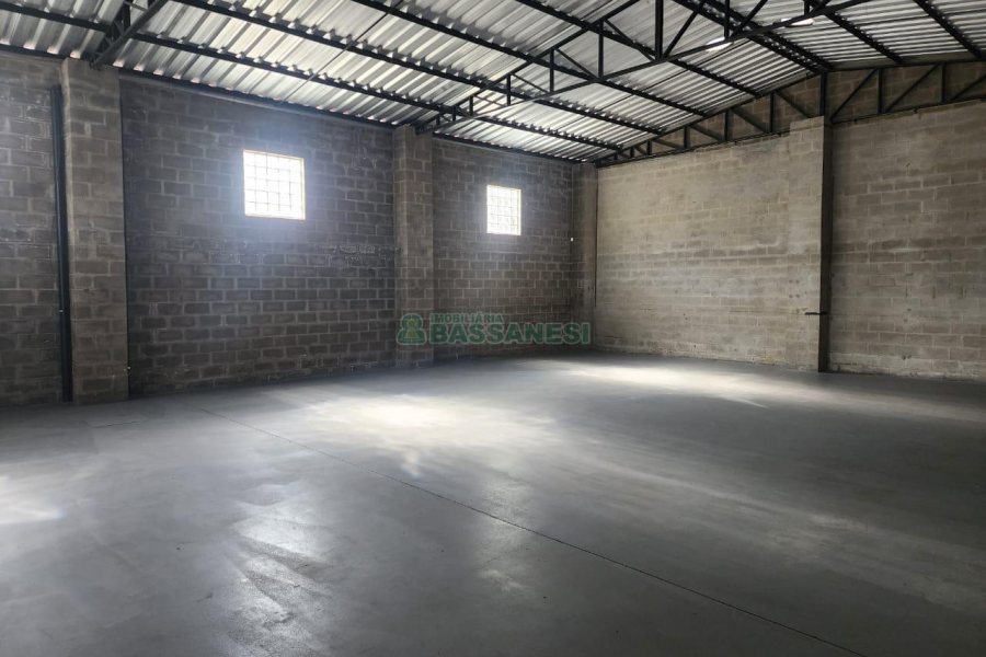 Loja com 280m², no bairro Centro em Caxias do Sul para Alugar