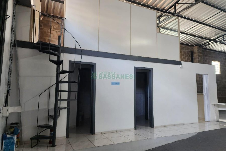 Loja com 280m², no bairro Centro em Caxias do Sul para Alugar