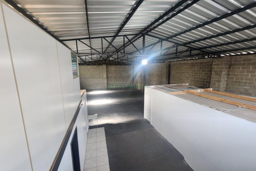 Loja com 280m², no bairro Centro em Caxias do Sul para Alugar