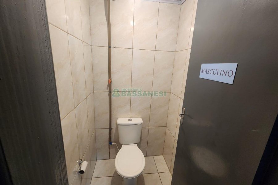 Loja com 280m², no bairro Centro em Caxias do Sul para Alugar