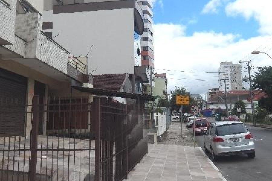 Loja com 200m², no bairro Centro em Caxias do Sul para Comprar