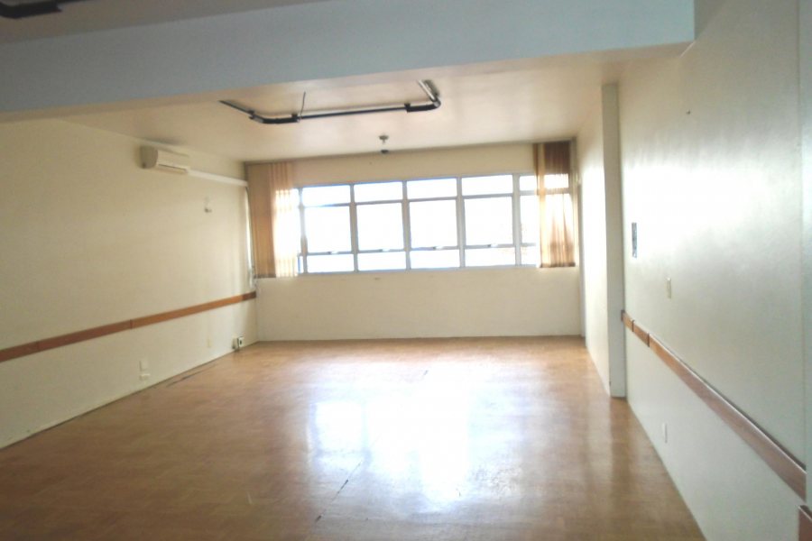 Sala com 83m², no bairro Centro em Caxias do Sul para Alugar