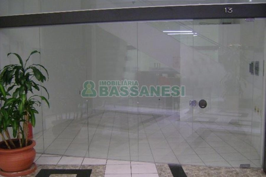 Loja com 30m², no bairro Centro em Caxias do Sul para Alugar