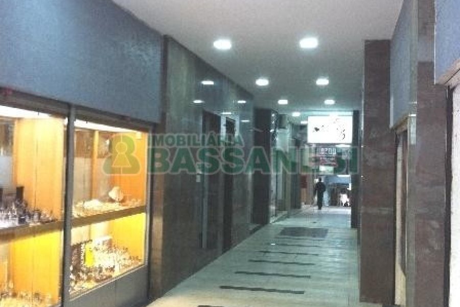 Loja com 40m², no bairro Centro em Caxias do Sul para Alugar