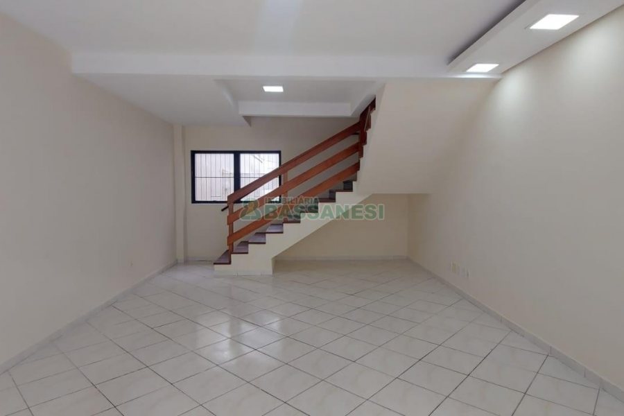 Loja com 75m², no bairro Centro em Caxias do Sul para Alugar