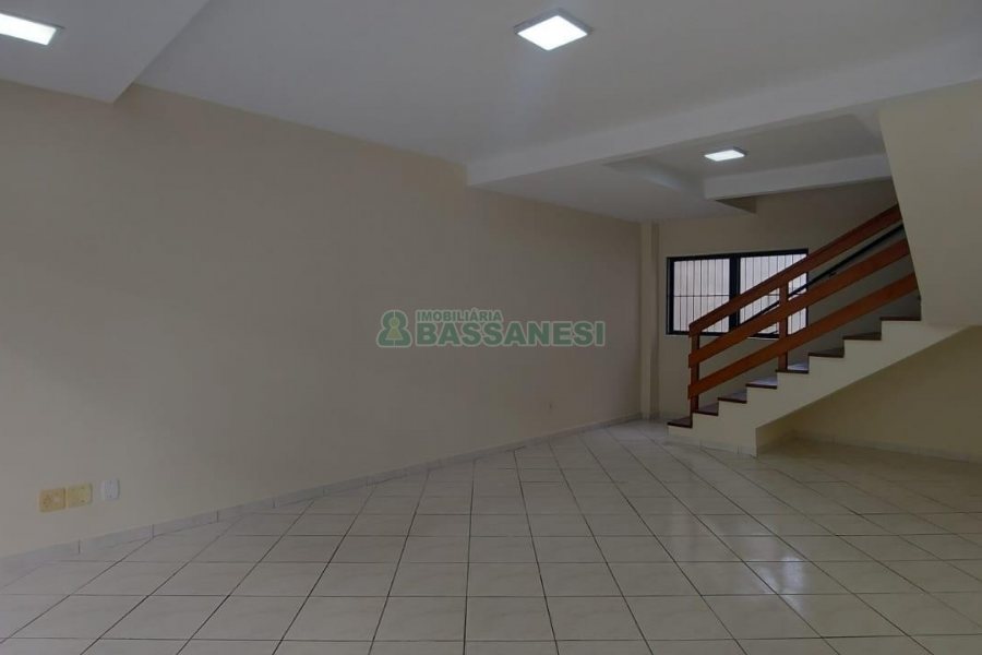 Loja com 75m², no bairro Centro em Caxias do Sul para Alugar