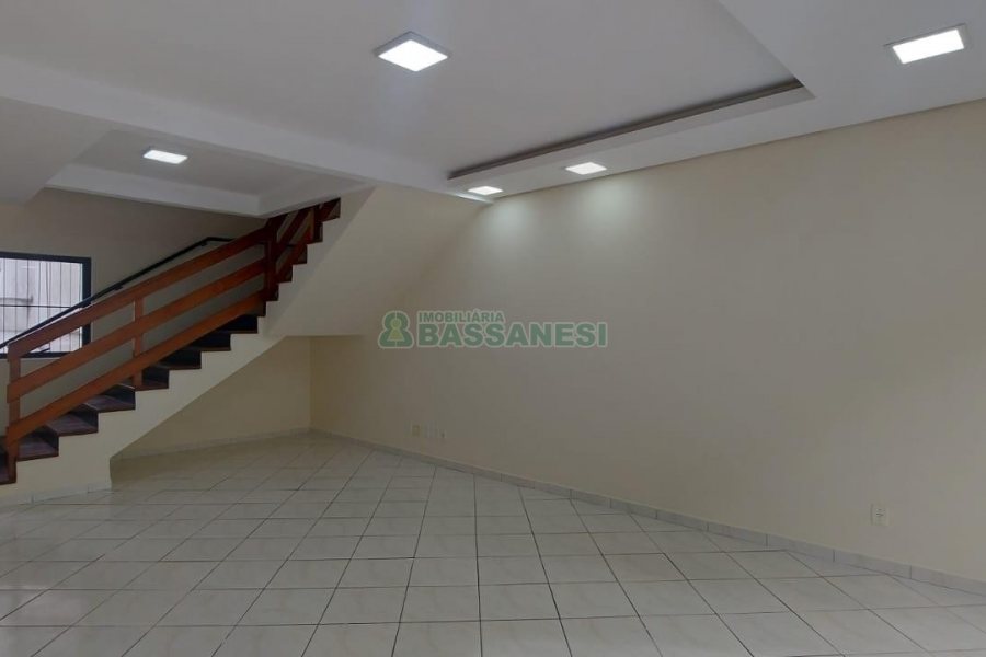 Loja com 75m², no bairro Centro em Caxias do Sul para Alugar